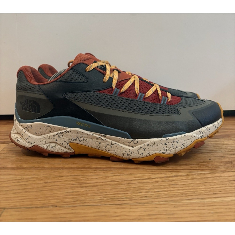 The North Face Men's Vectiv Taraval Grey Coral Sunrise Hiking Shoes Size 11.5 US